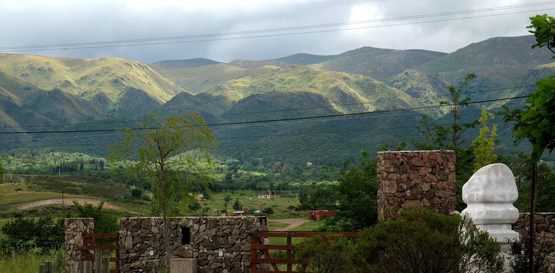 Vista panorámica de las sierras desde Casaserena